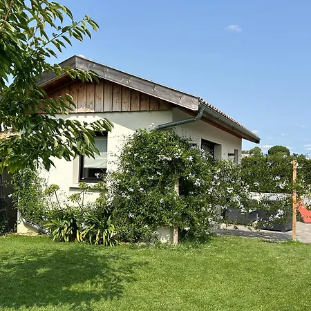 Vue Piscine Au Calme Pres Des Vignes * Pessac