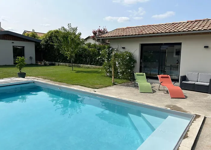 Apartment Vue Piscine Au Calme Pres Des Vignes *